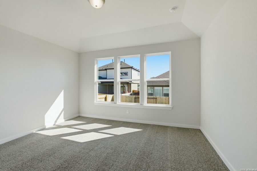 Spacious, unfurnished interior of a new home in Park Hill Commons, San Antonio (Image 14).