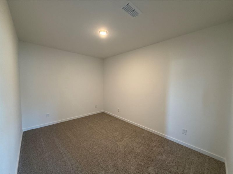 Spacious, unfurnished interior of a new home in Austin Point, Richmond (Image 14).