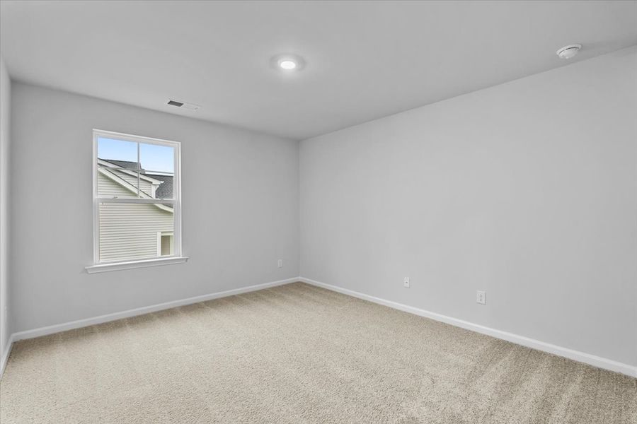 Spacious, unfurnished interior of a new home in Fieldstone, Lexington (Image 46). Spacious, unfurnished interior of a new home in Fieldstone, Lexington (Image 46).