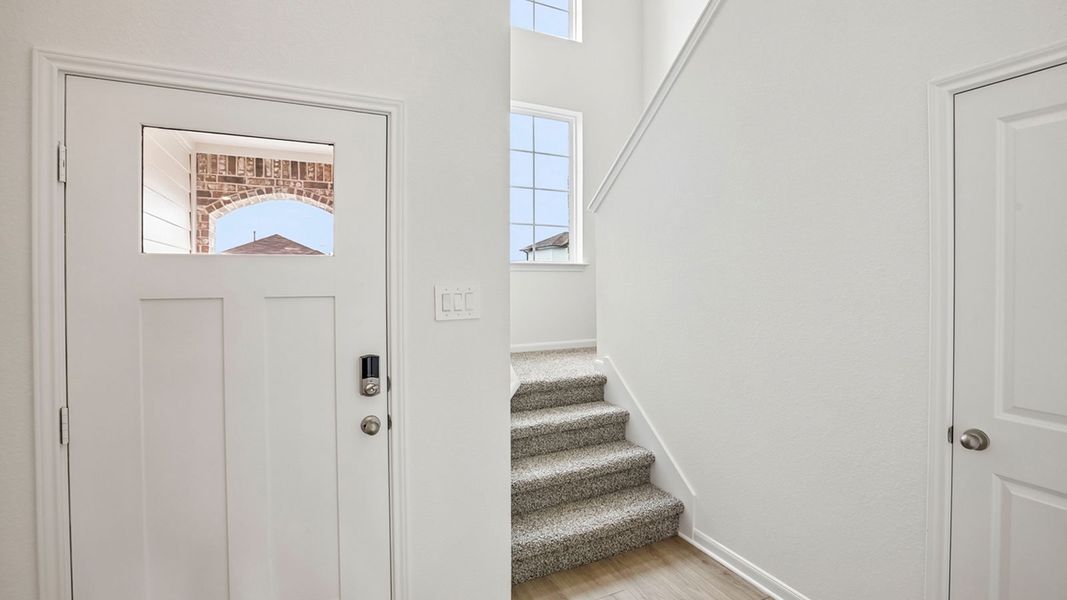 Spacious, unfurnished interior of a new home in Briarwood, Elgin (Image 12).