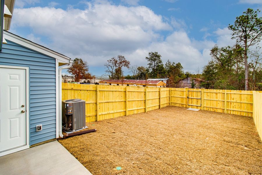 Exterior details and patio area of a home in Astoria, Columbia (Image 3).
