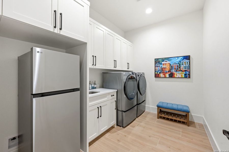 Furnished interior view inside a new home in , New Braunfels (Image 27).
