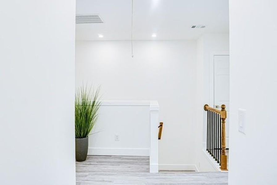 Spacious, unfurnished interior of a new home in , Atlanta (Image 18). Spacious, unfurnished interior of a new home in , Atlanta (Image 18).