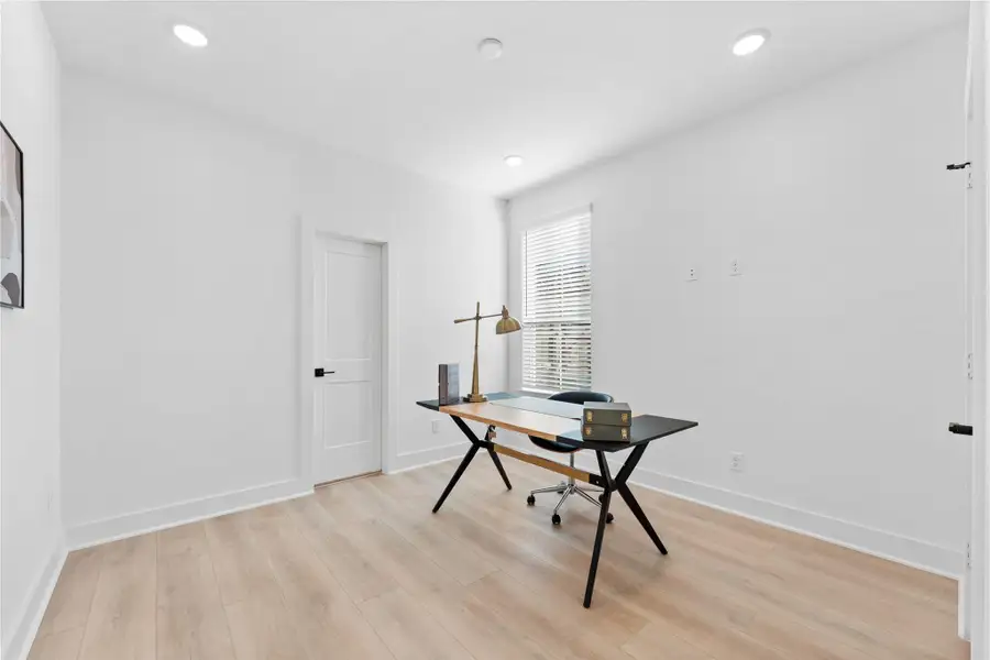 1st floor bedroom #1 1st floor bedroom #1