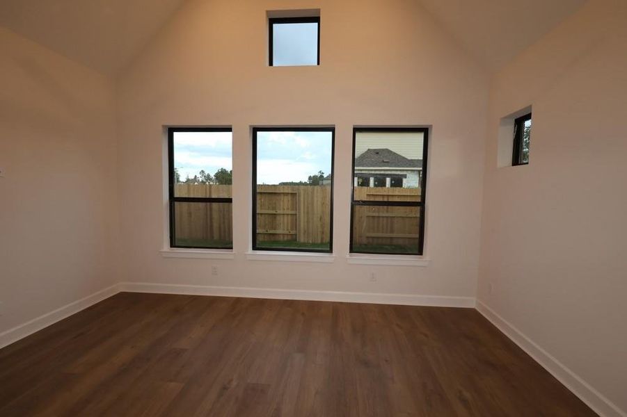 Spacious, unfurnished interior of a new home in ARTAVIA 45' Homesites, Conroe (Image 21).