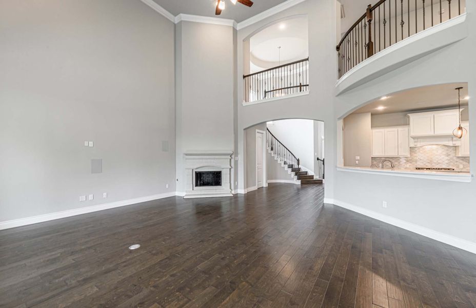 Representative unfurnished interior of a home built from the 4195 by Ravenna Homes in Artavia 70′, Conroe (Image 47). Representative unfurnished interior of a home built from the 4195 by Ravenna Homes in Artavia 70′, Conroe (Image 47).