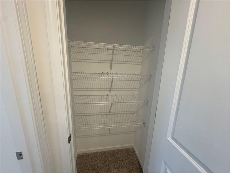 Spacious, unfurnished interior of a new home in Laurelwood, Douglasville (Image 16).