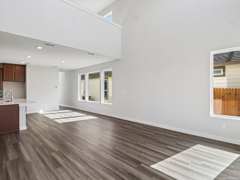 Spacious, unfurnished interior of a new home in Talley Fields, San Antonio (Image 13).
