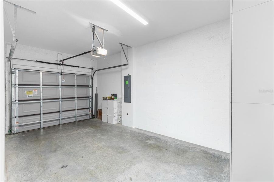 Spacious, unfurnished interior of a new home in , Immokalee (Image 22).