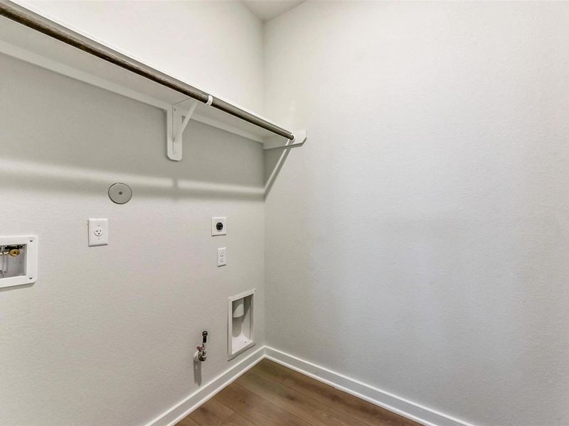 Spacious, unfurnished interior of a new home in Sierra Vista, Rosharon (Image 31). Spacious, unfurnished interior of a new home in Sierra Vista, Rosharon (Image 31).