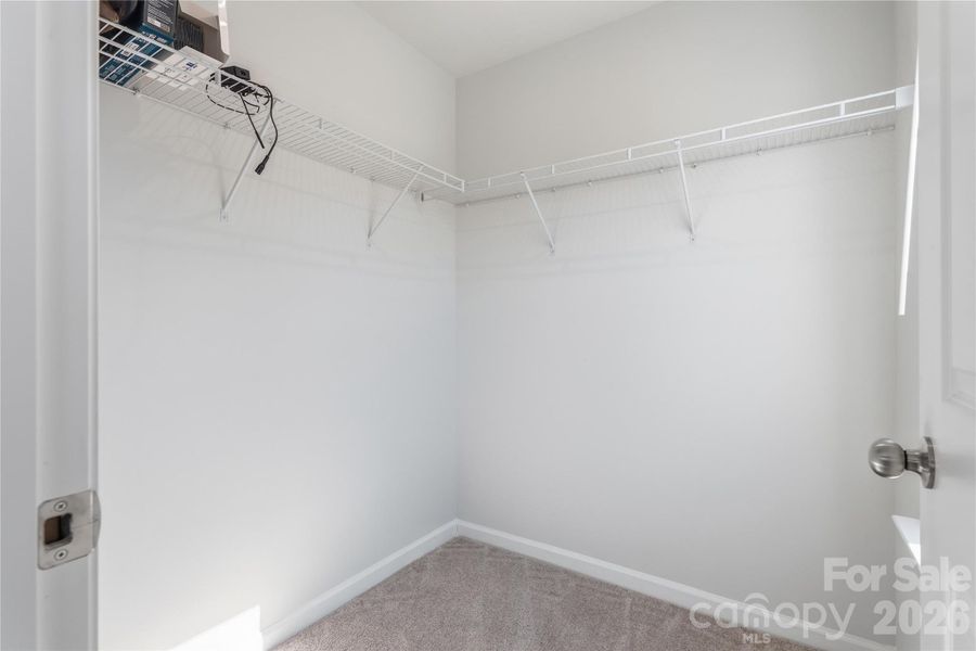 Spacious, unfurnished interior of a new home in Clairmont, Charlotte (Image 21).
