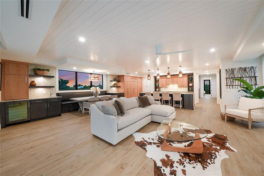 Furnished interior view inside a new home in , Sarasota (Image 15).