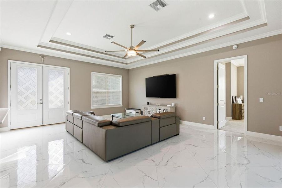 Furnished interior view inside a new home in , Beverly Hills (Image 56).