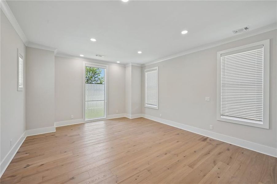 Spacious, unfurnished interior of a new home in , Alpharetta (Image 58). Spacious, unfurnished interior of a new home in , Alpharetta (Image 58).