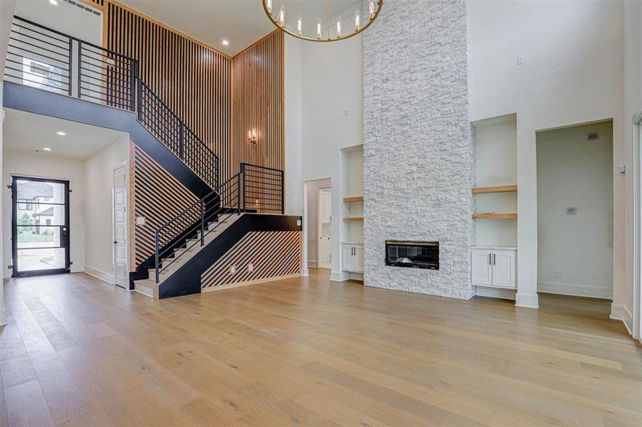 Spacious, unfurnished interior of a new home in , Keller (Image 16).