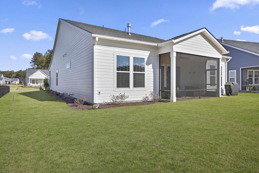 Exterior details and patio area of a home in , Hardeeville (Image 28).