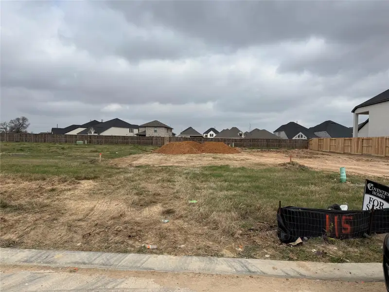 Site preparation for new homesites in Candela, Richmond (Image 3).