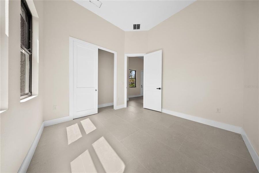 Spacious, unfurnished interior of a new home in , Port Charlotte (Image 67). Spacious, unfurnished interior of a new home in , Port Charlotte (Image 67).