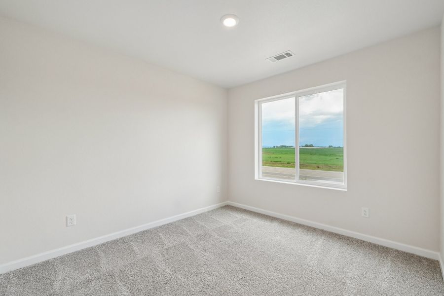Spacious, unfurnished interior of a new home in Spring Valley, Longmont (Image 12). Spacious, unfurnished interior of a new home in Spring Valley, Longmont (Image 12).