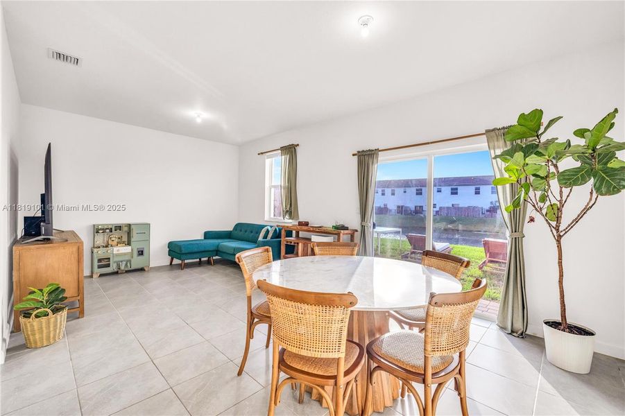 Furnished interior view inside a new home in Westview: Nantucket Collection, Miami (Image 18). Furnished interior view inside a new home in Westview: Nantucket Collection, Miami (Image 18).