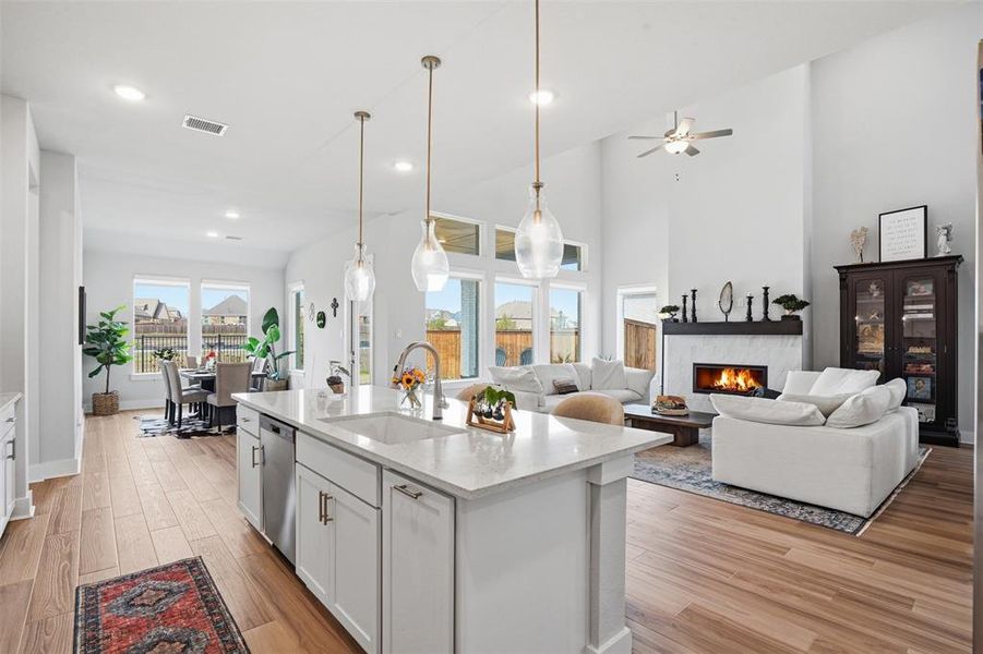 Furnished interior view inside a new home in Somerset Park, Rockwall (Image 8).