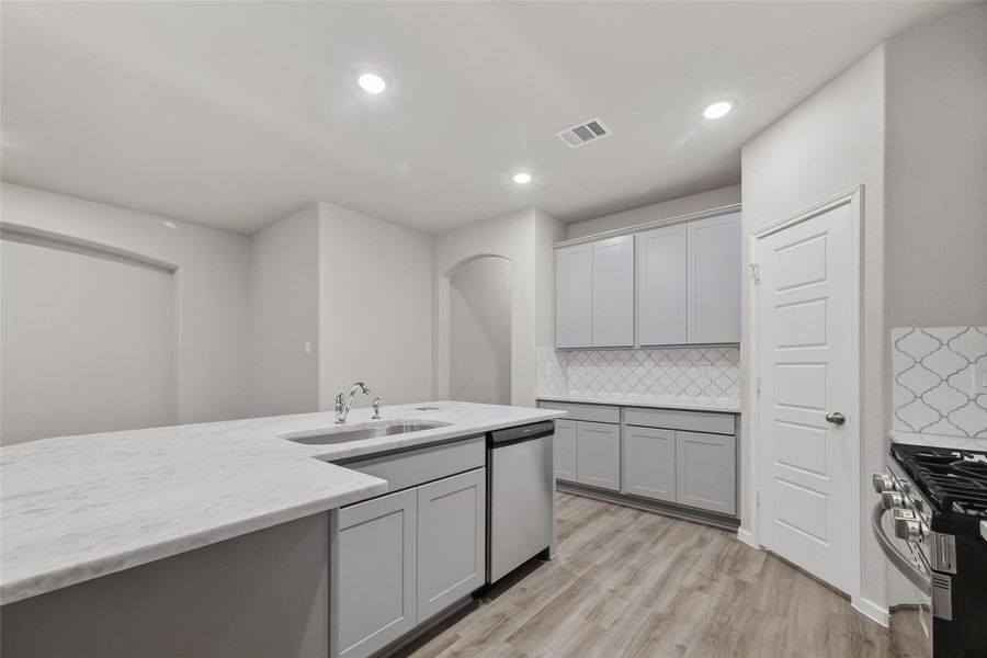 Furnished interior view inside a new home in Rollingbrook Estates, Baytown (Image 10).