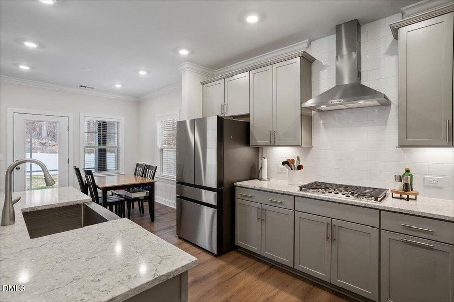 4038 Front Runner Dr. 4038 Front Runner Dr.