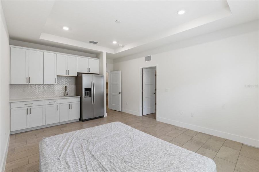 Image 37 of a home in .