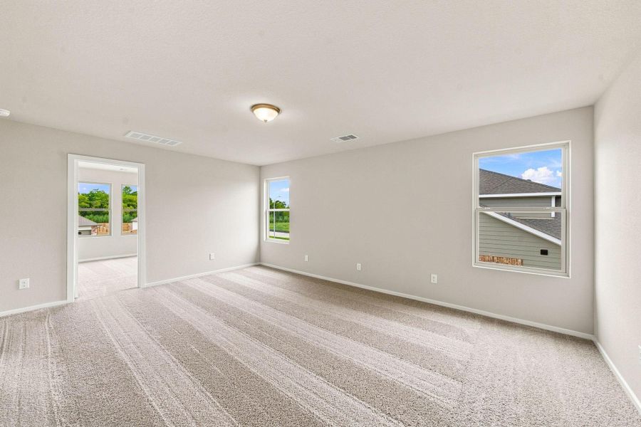 Spacious, unfurnished interior of a new home in Windcress, Cove (Image 19).