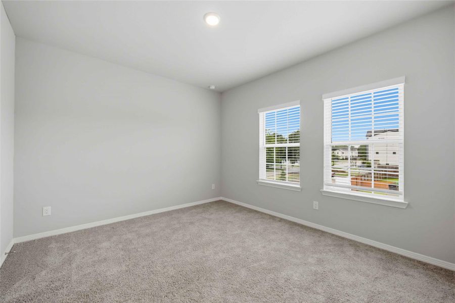 Spacious, unfurnished interior of a new home in , Houston (Image 21).