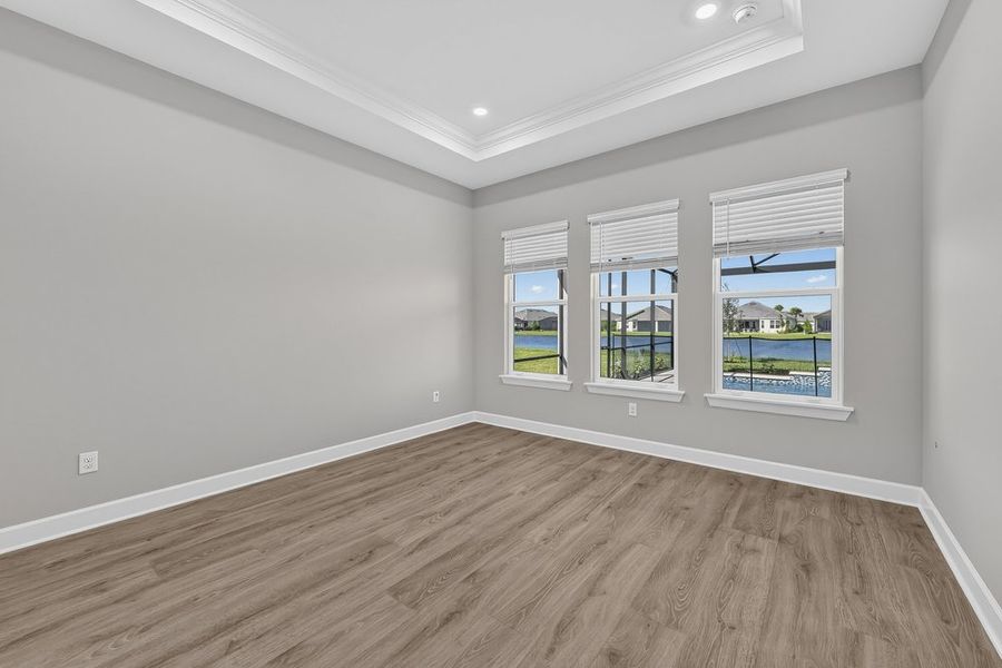 Spacious, unfurnished interior of a new home in Skye Ranch Community Group Page, Sarasota (Image 14).