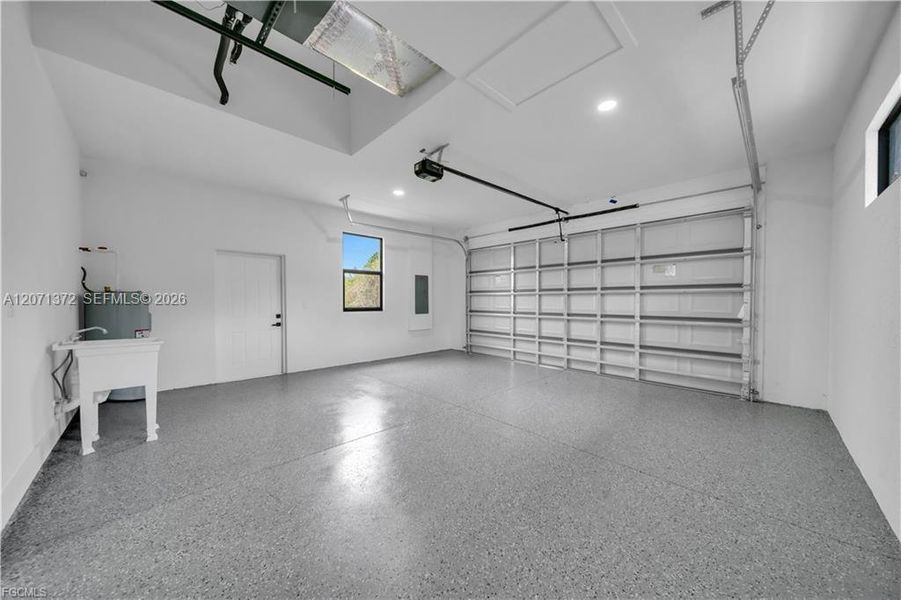 Spacious, unfurnished interior of a new home in , Lehigh Acres (Image 12). Spacious, unfurnished interior of a new home in , Lehigh Acres (Image 12).