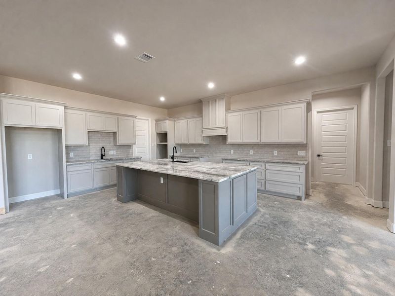 Chef Inspired Kitchen with spacious Walk-In Pantry
