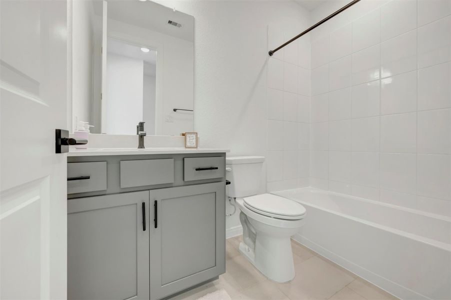 Furnished interior view inside a new home in Jordan Ranch - Terrace Collection, Fulshear (Image 24).