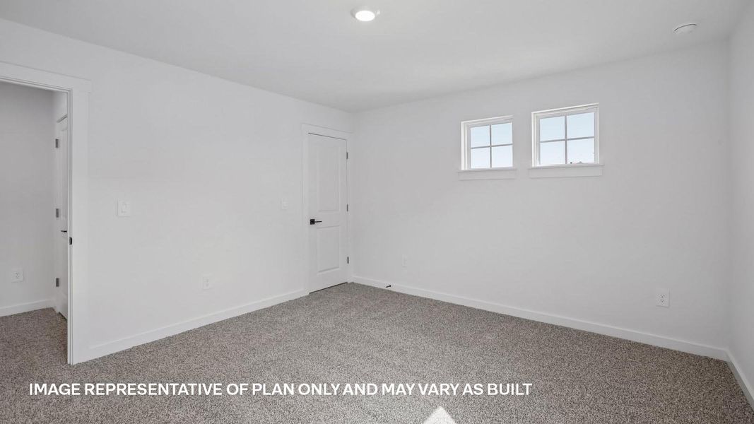 Spacious, unfurnished interior of a new home in Rosenbusch Ranch, Leander (Image 47).