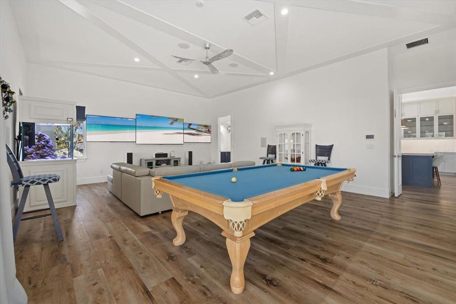 Community amenities in , Parrish (Image 56).