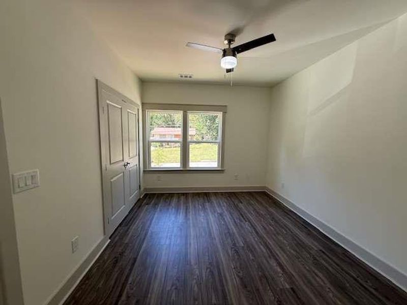 Spacious, unfurnished interior of a new home in , Atlanta (Image 17).