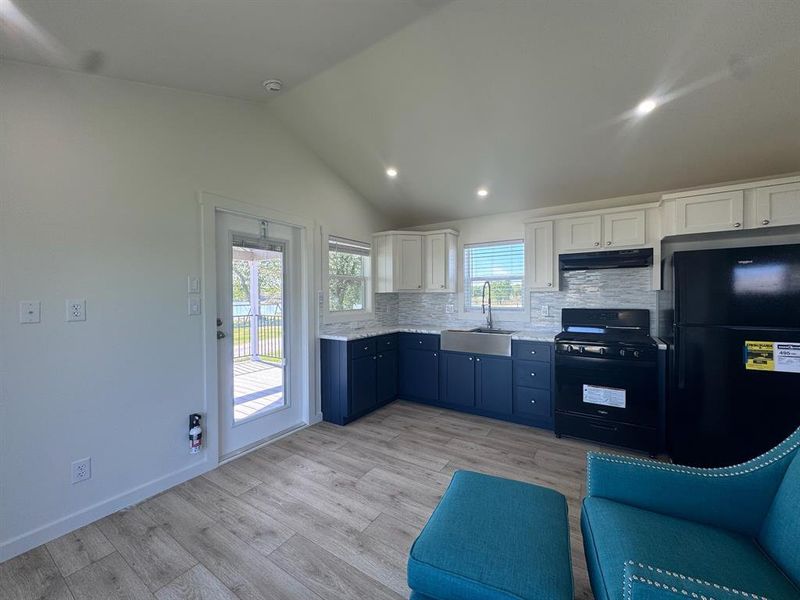 Furnished interior view inside a new home in , Eastland (Image 5).