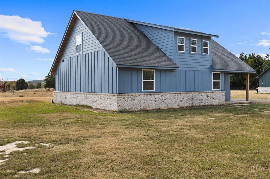 Exterior details and patio area of a home in , Winnsboro (Image 22).