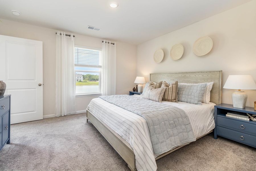 Representative furnished interior of a home built from the HELENA by D.R. Horton in Jordanville Farms, Galivants Ferry (Image 28).