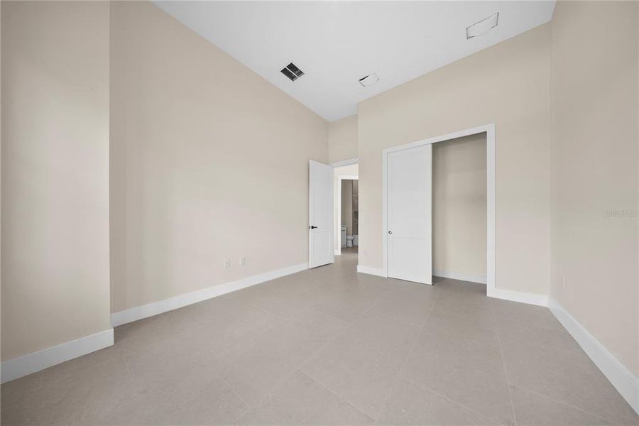 Spacious, unfurnished interior of a new home in , Port Charlotte (Image 66). Spacious, unfurnished interior of a new home in , Port Charlotte (Image 66).