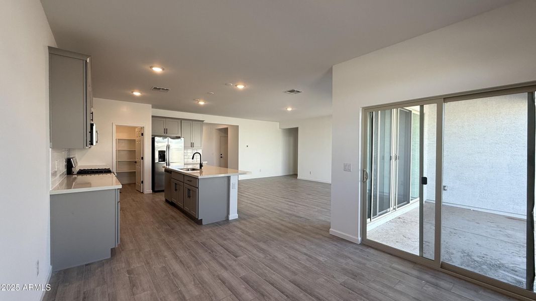 012 - Dining Nook & Kitchen 012 - Dining Nook & Kitchen