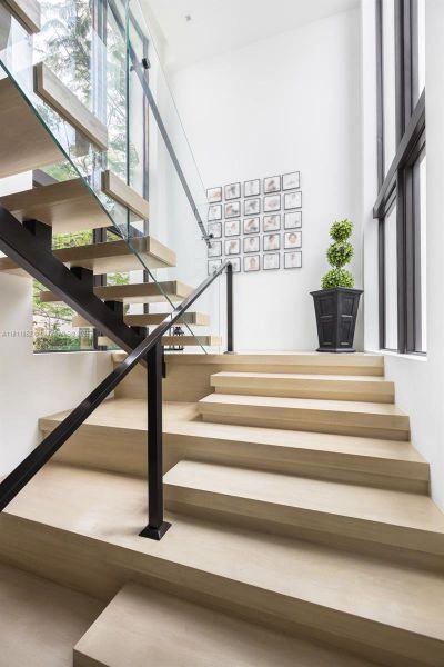 Furnished interior view inside a new home in , Miami Beach (Image 40). Furnished interior view inside a new home in , Miami Beach (Image 40).