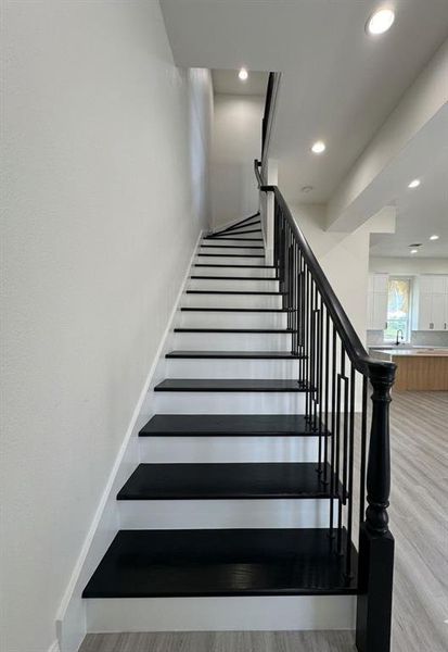 Spacious, unfurnished interior of a new home in , Houston (Image 11).