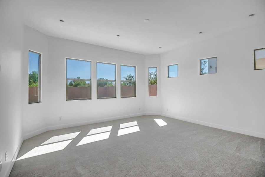 Spacious, unfurnished interior of a new home in Legends at Thunderbird, Glendale (Image 23). Spacious, unfurnished interior of a new home in Legends at Thunderbird, Glendale (Image 23).