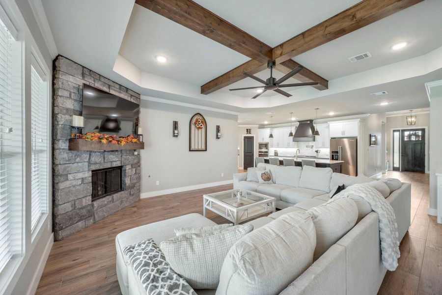 Furnished interior view inside a new home in , Bryan (Image 16).