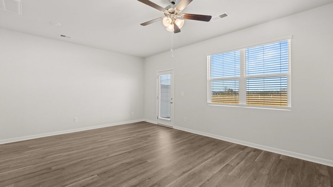 Spacious, unfurnished interior of a new home in Weatherstone, Grovetown (Image 15). Spacious, unfurnished interior of a new home in Weatherstone, Grovetown (Image 15).