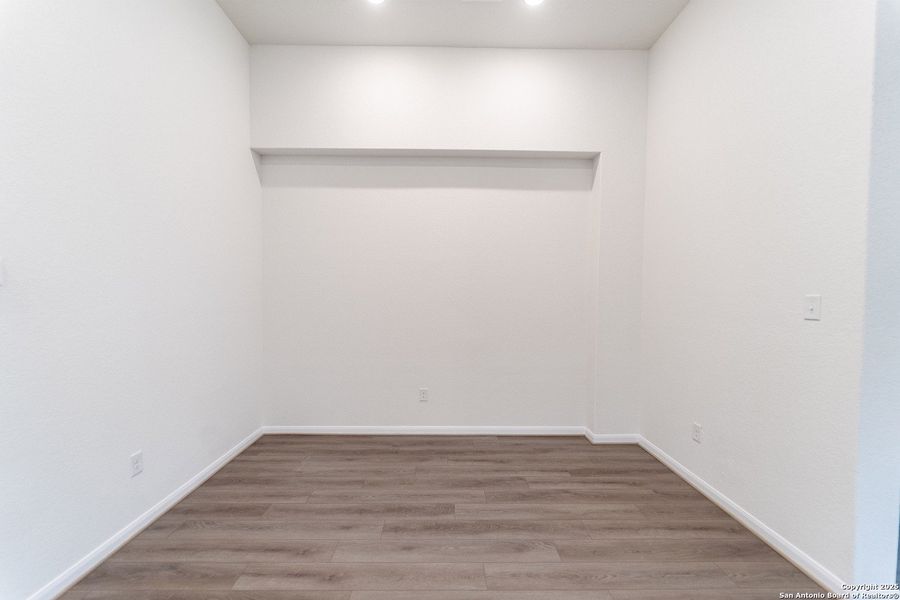 Spacious, unfurnished interior of a new home in Homestead, Schertz (Image 18).