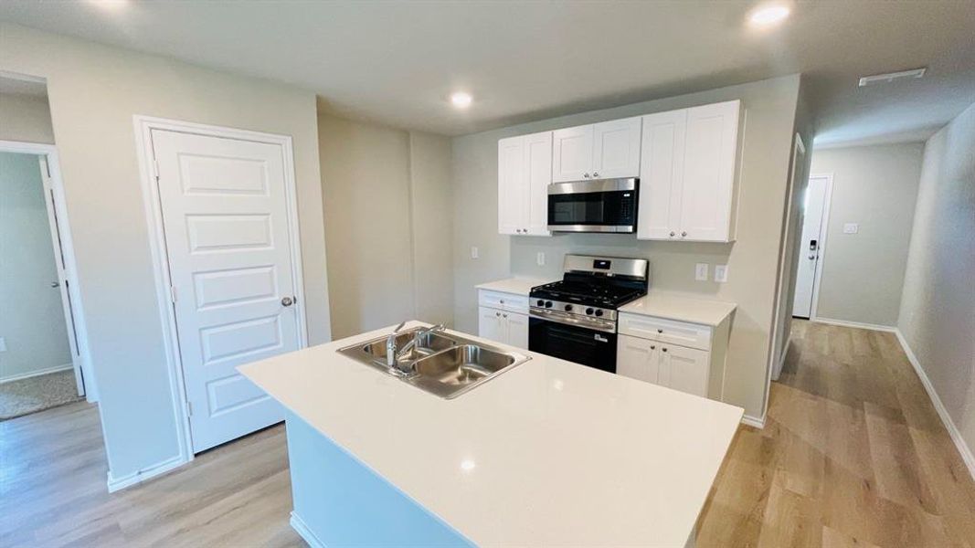 Furnished interior view inside a new home in Sunnycreek, Fort Worth (Image 5).