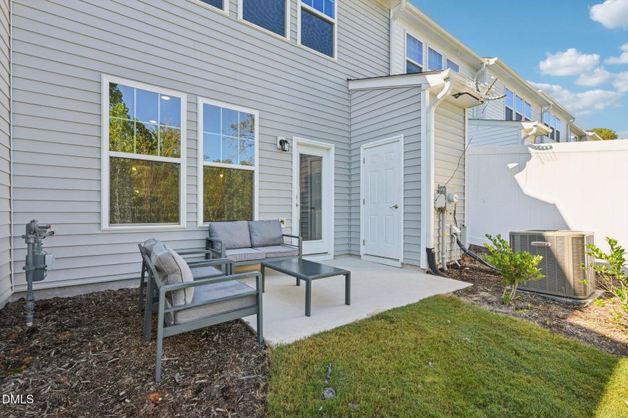 37-web-or-mls-Honeydew Way-S0710-037